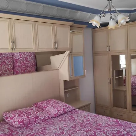 Ayhomes Apartmán